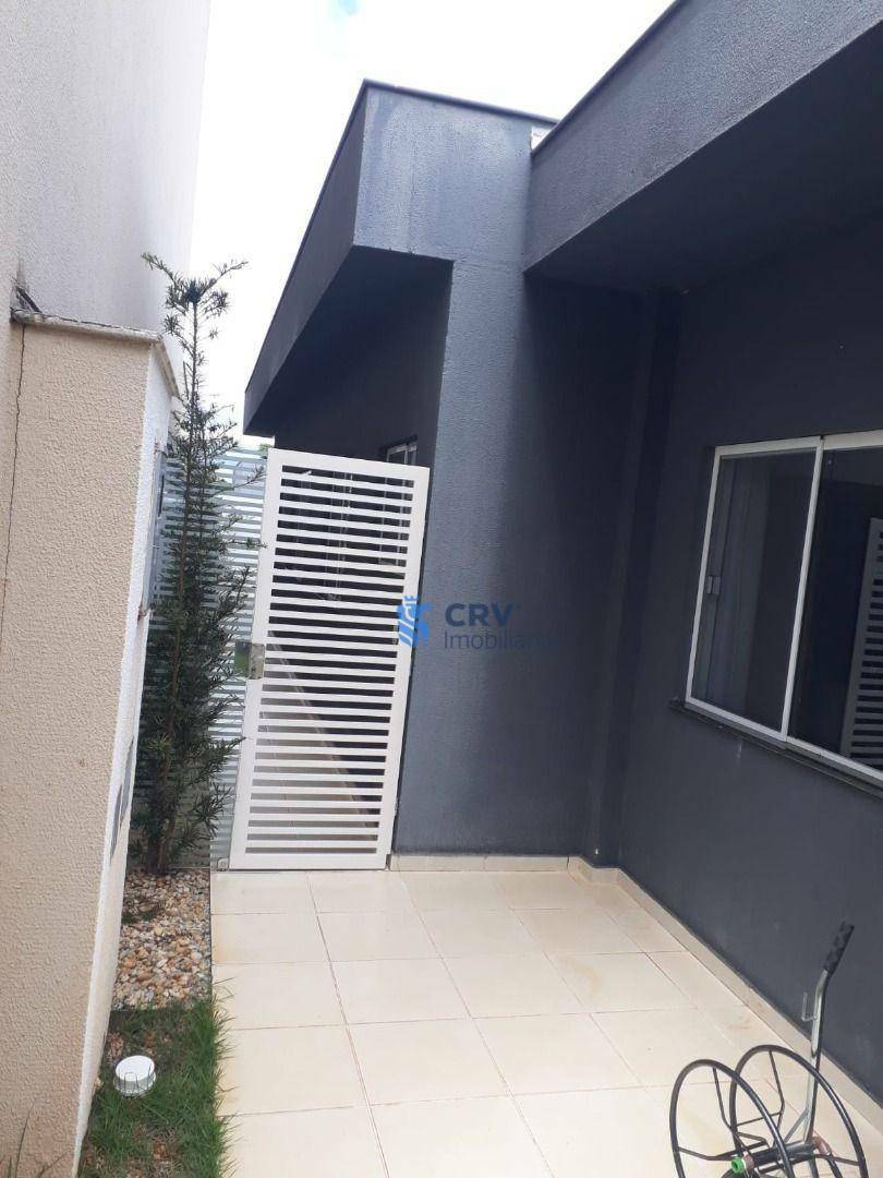 Casa de Condomínio à venda com 3 quartos, 220m² - Foto 9