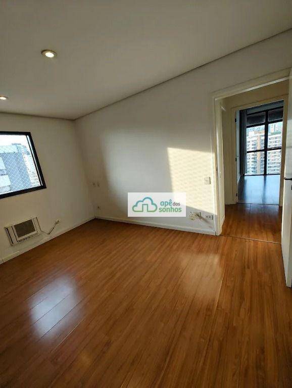 Apartamento para alugar com 3 quartos, 138m² - Foto 7