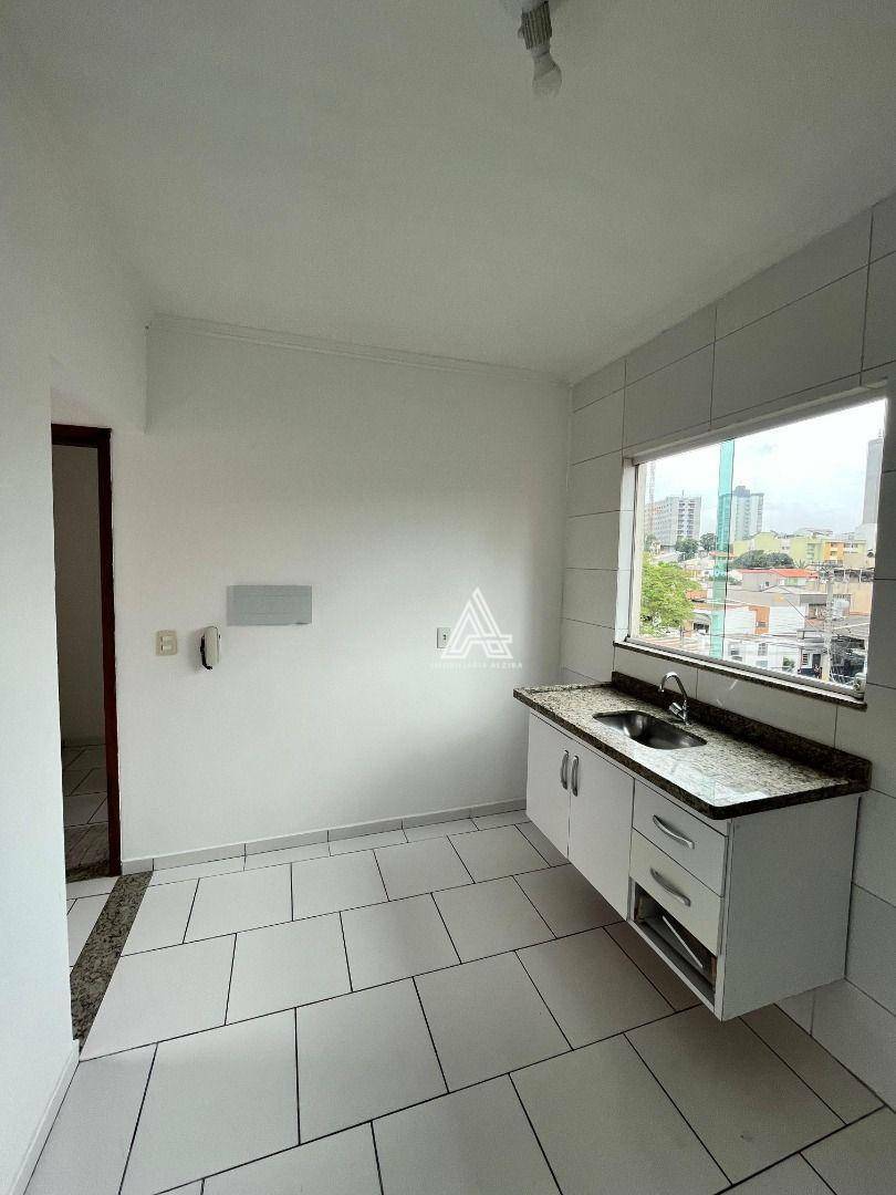 Apartamento para alugar com 2 quartos, 57m² - Foto 15