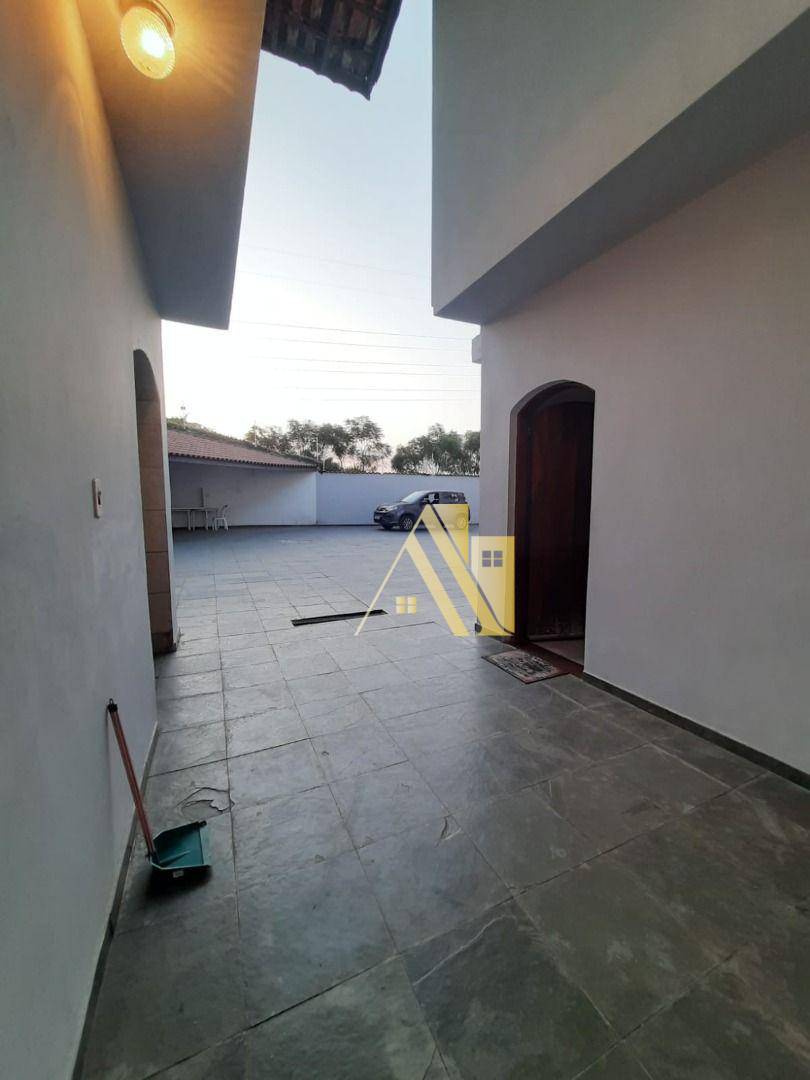 Sobrado à venda com 3 quartos, 500m² - Foto 13