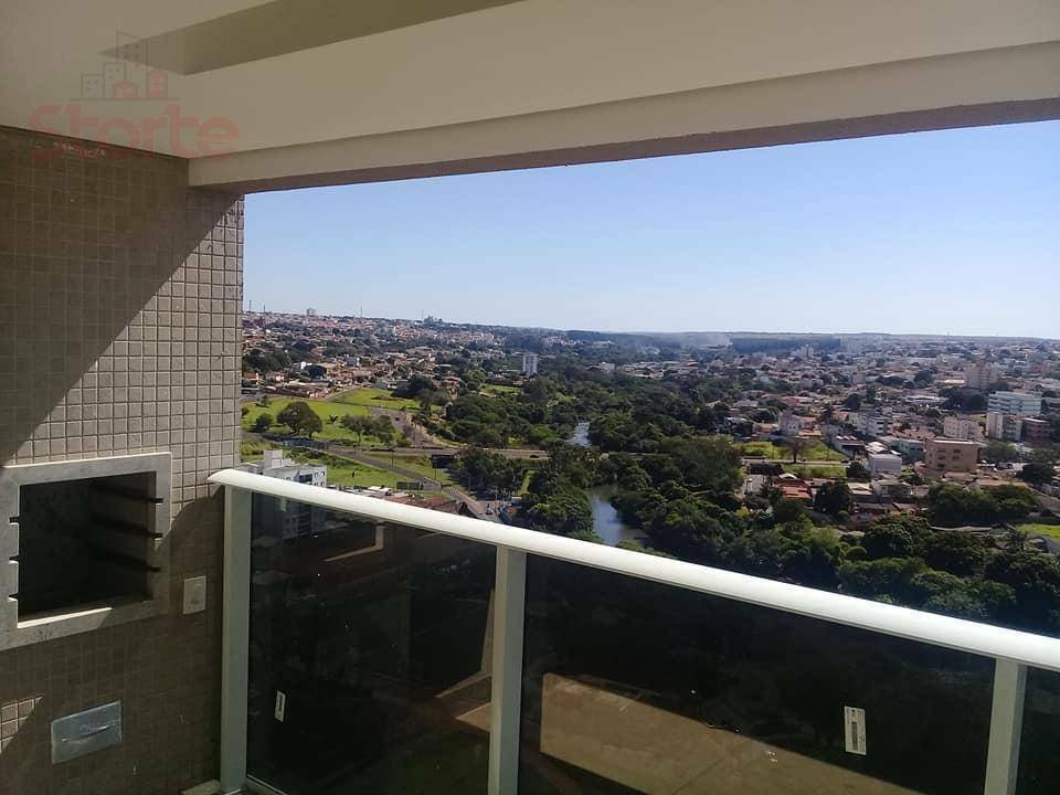 Apartamento à venda com 3 quartos, 143m² - Foto 21