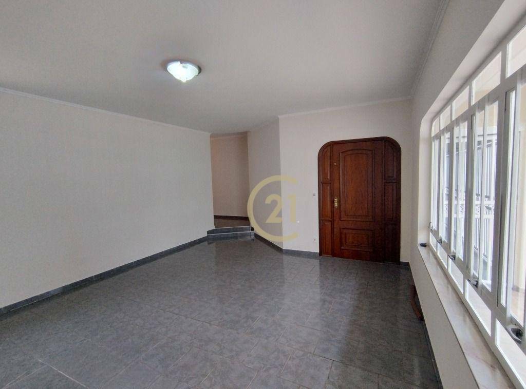 Casa à venda com 4 quartos, 260m² - Foto 8