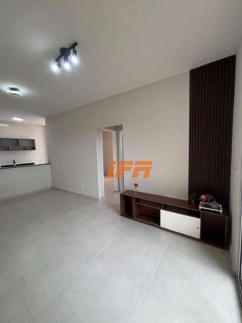 Apartamento à venda com 2 quartos, 54m² - Foto 1