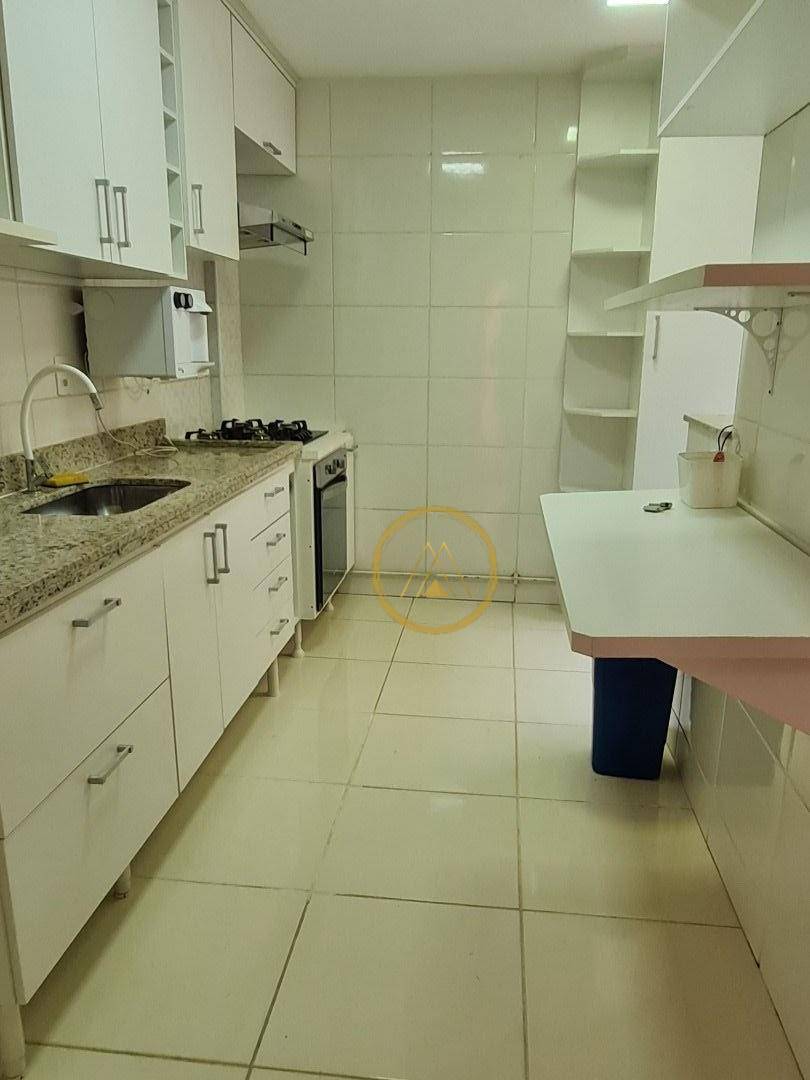 Apartamento à venda com 2 quartos, 64m² - Foto 16