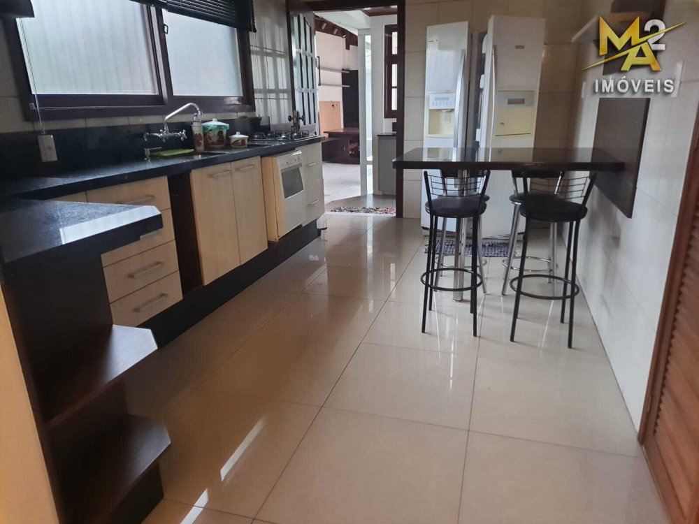 Casa à venda com 4 quartos, 300m² - Foto 10