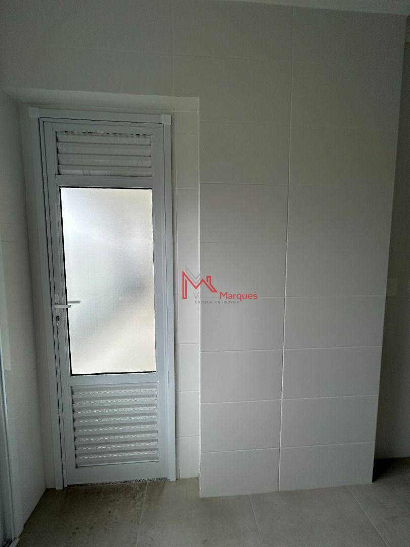 Apartamento à venda com 3 quartos, 98m² - Foto 11