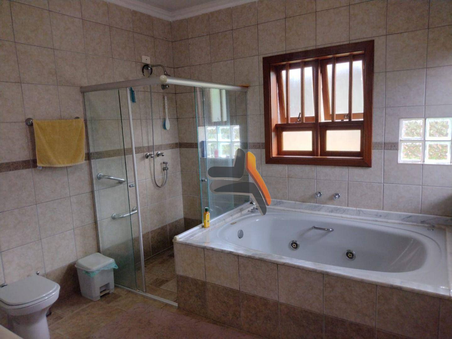 Casa de Condomínio à venda com 3 quartos, 400m² - Foto 45