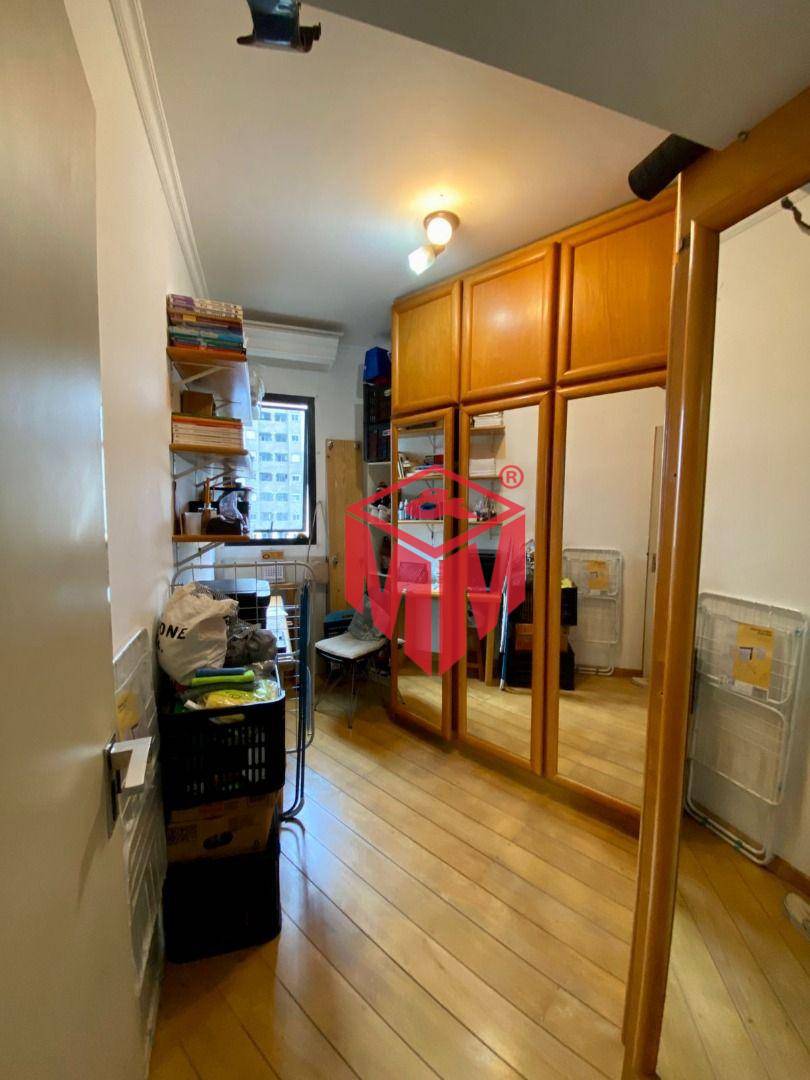 Apartamento à venda com 4 quartos, 210m² - Foto 19