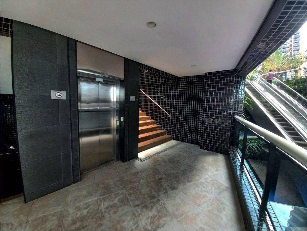 Cobertura à venda com 3 quartos, 220m² - Foto 65