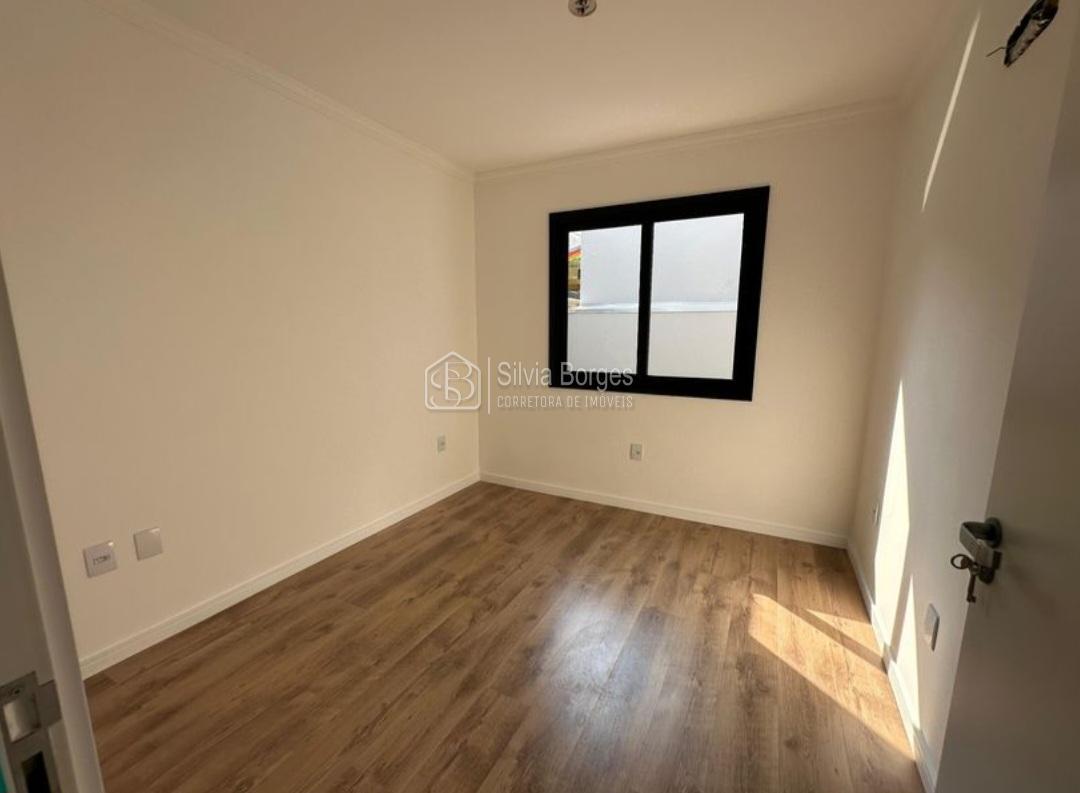 Casa à venda com 3 quartos, 99m² - Foto 12