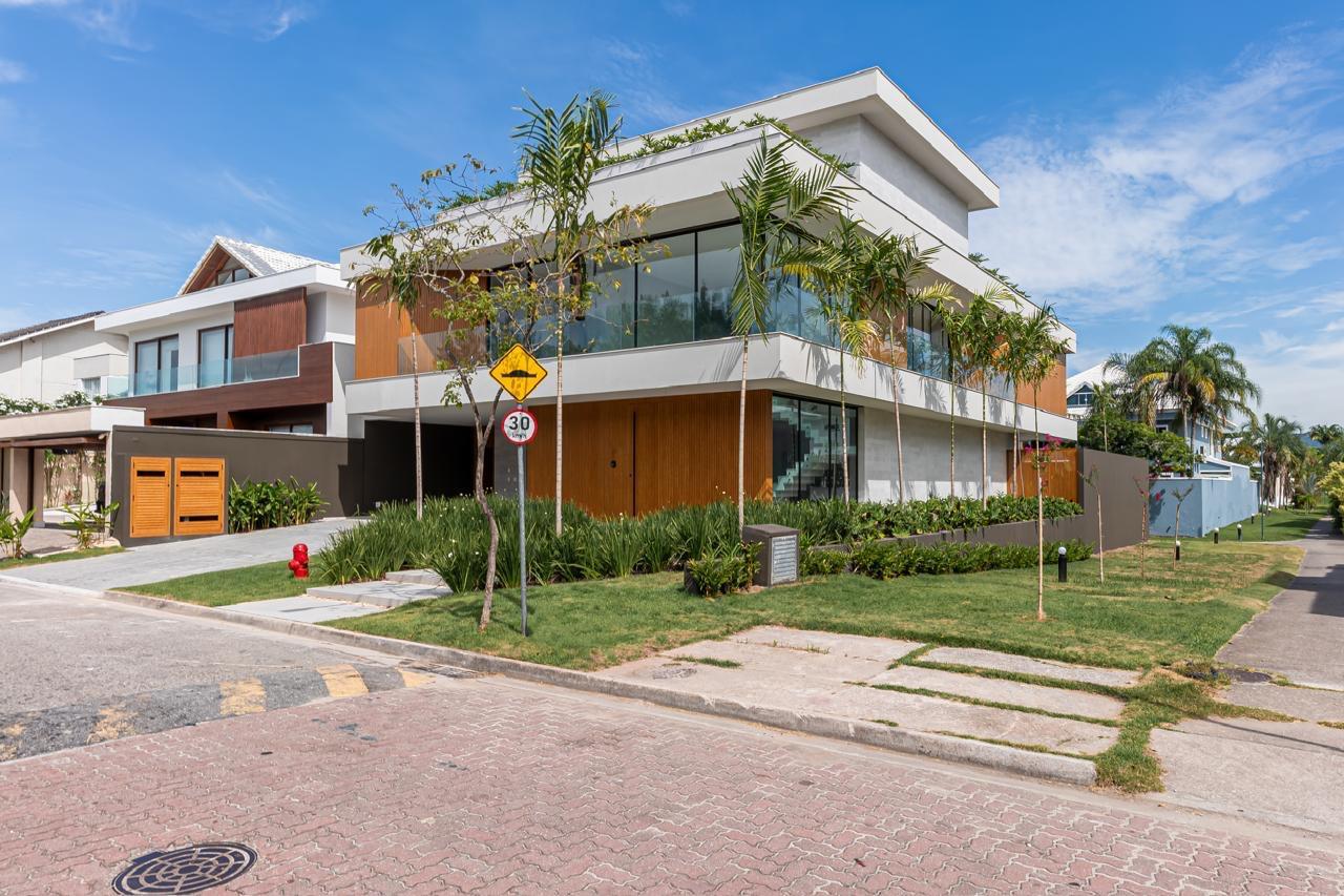 Casa de Condomínio à venda com 5 quartos, 840m² - Foto 17