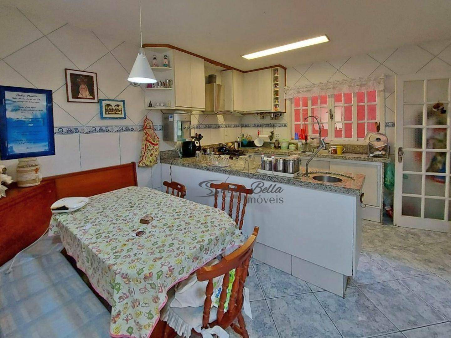 Casa à venda com 4 quartos, 250m² - Foto 20