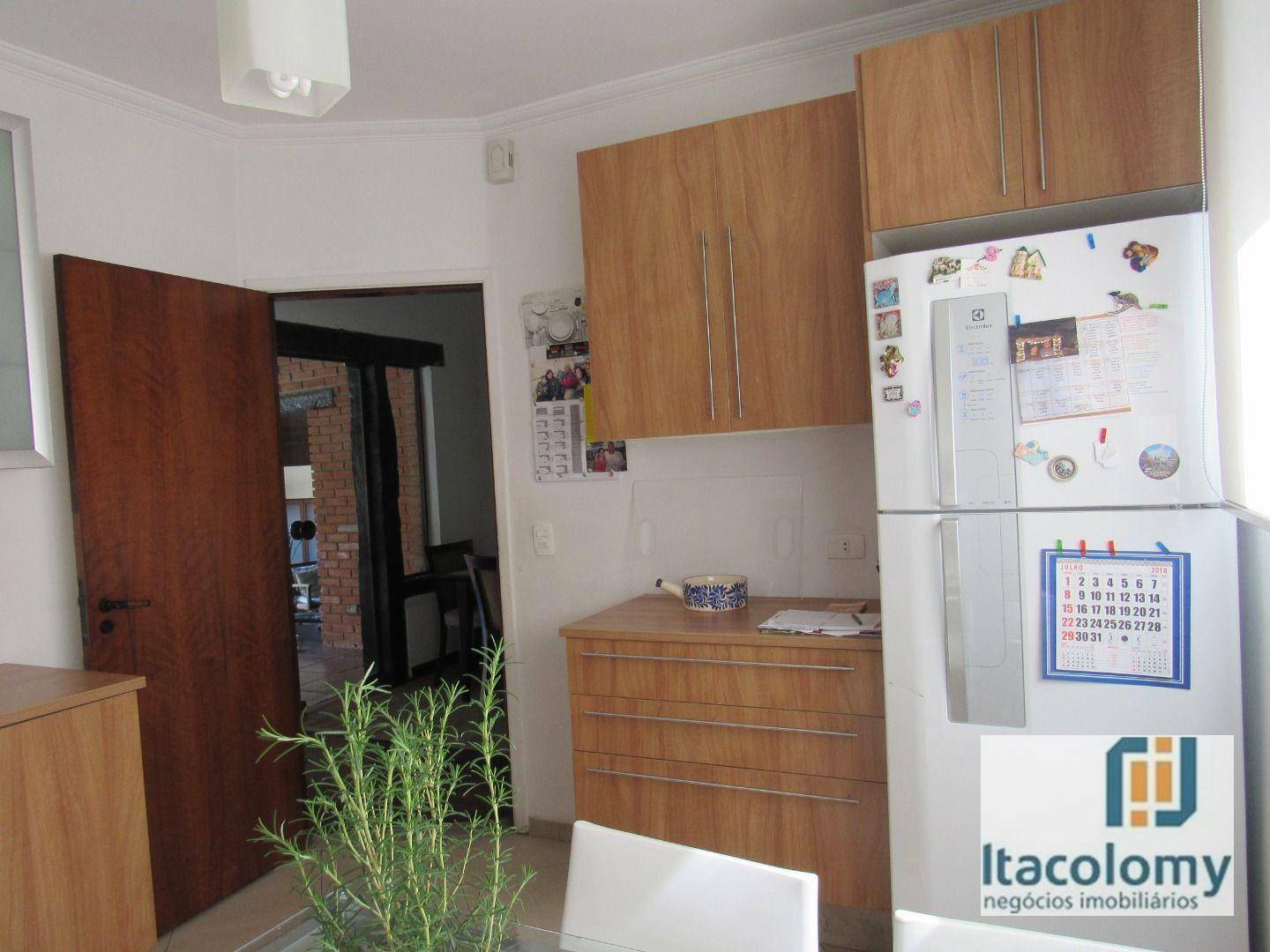 Casa de Condomínio à venda com 4 quartos, 450m² - Foto 45