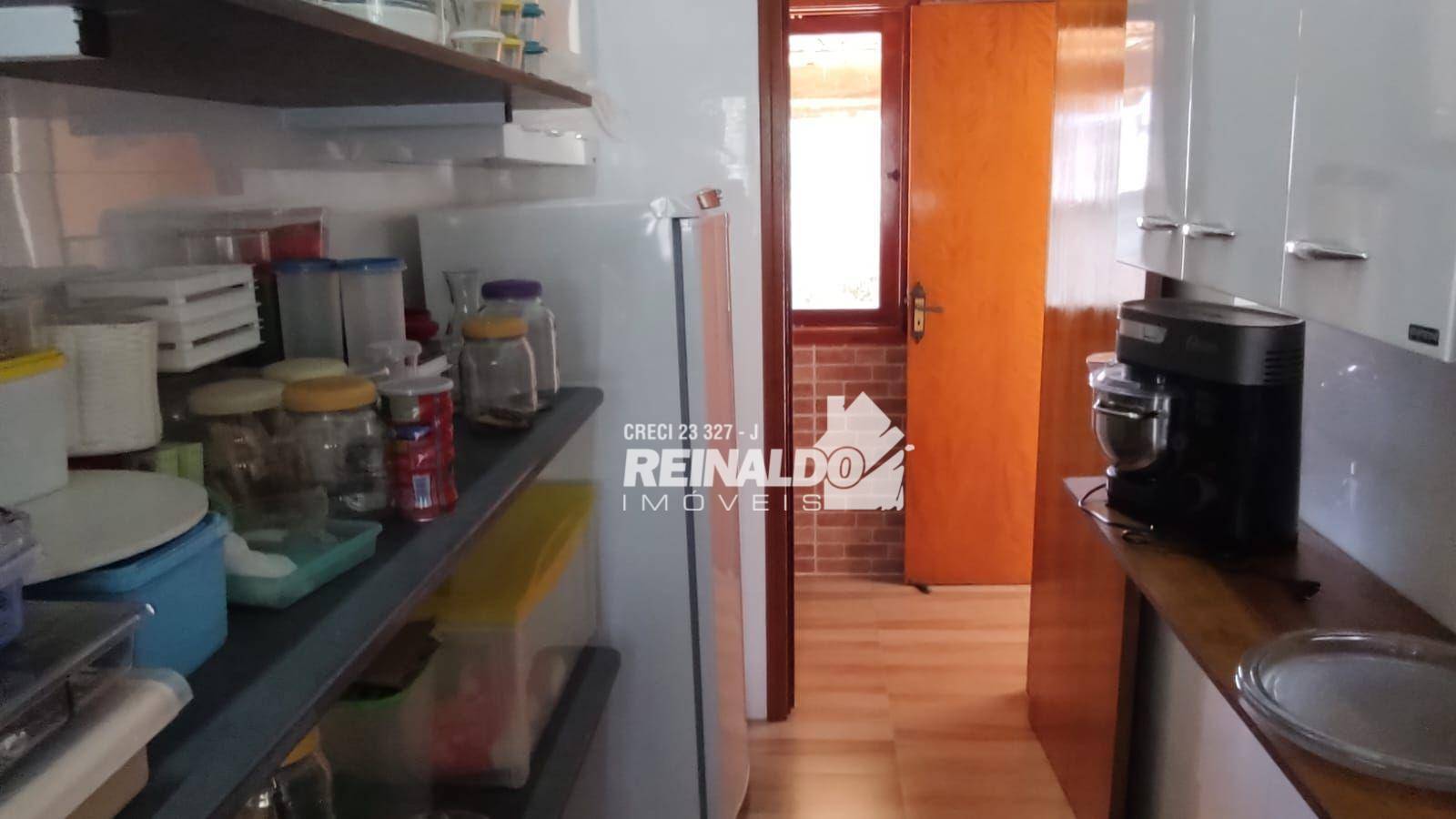 Chácara à venda com 5 quartos, 400m² - Foto 3