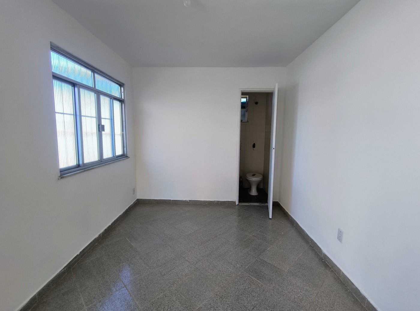 Casa à venda com 3 quartos, 600m² - Foto 6