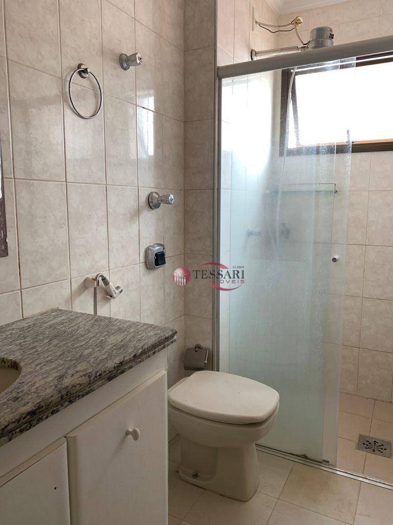 Apartamento para alugar com 3 quartos, 126m² - Foto 12