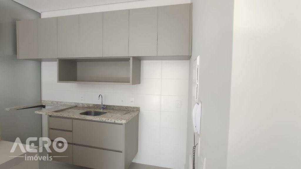 Apartamento à venda com 2 quartos, 69m² - Foto 10