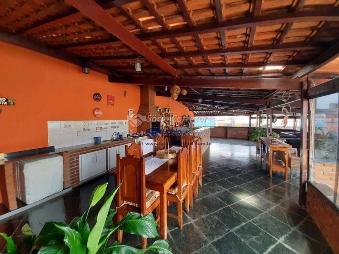 Casa à venda com 2 quartos, 300m² - Foto 1