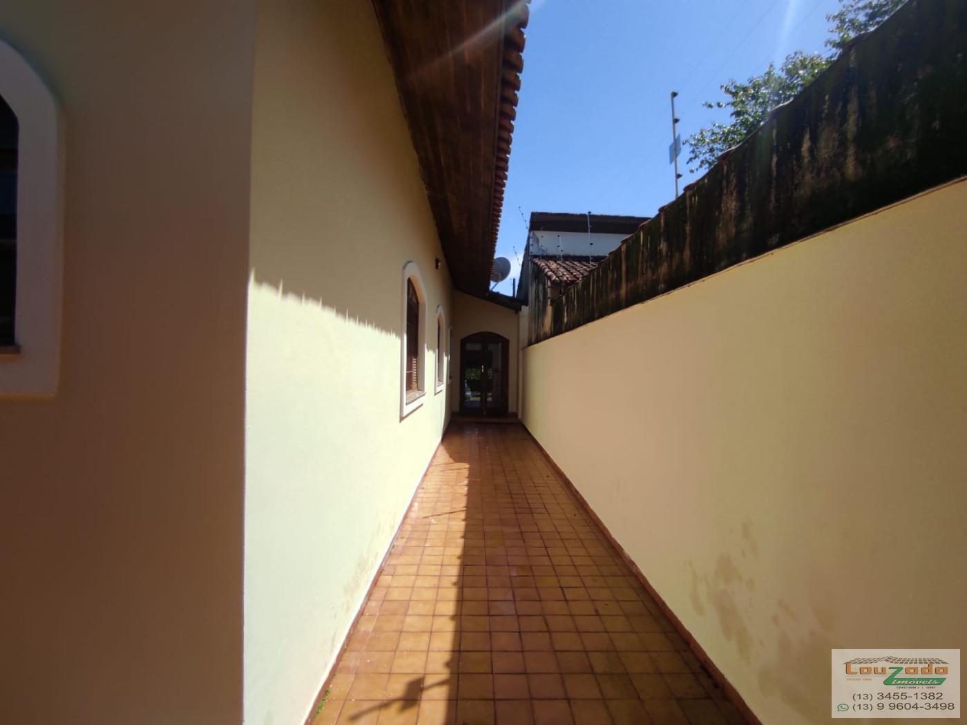 Casa à venda com 3 quartos, 250m² - Foto 6