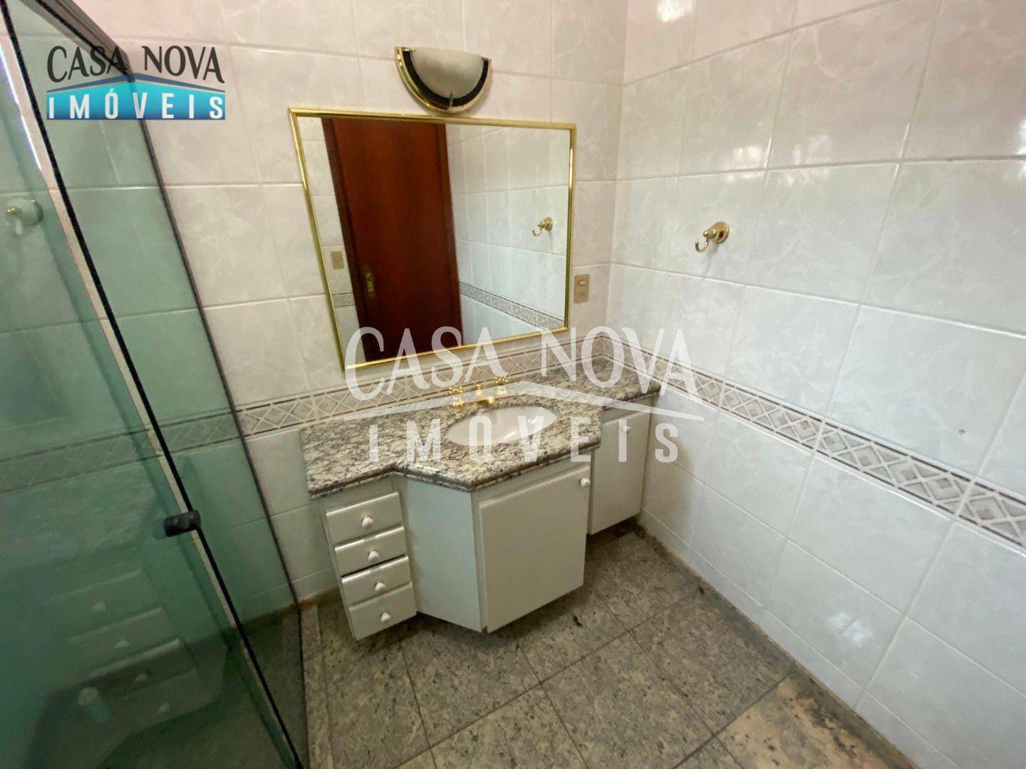 Casa de Condomínio à venda com 4 quartos, 450m² - Foto 24