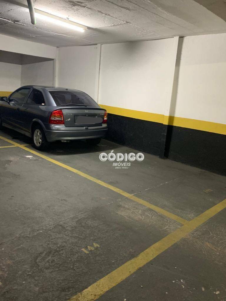 Apartamento à venda com 3 quartos, 81m² - Foto 21