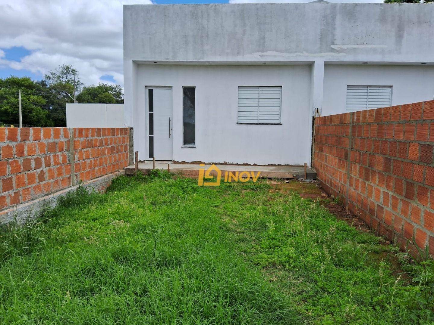 Casa à venda com 2 quartos, 45m² - Foto 2