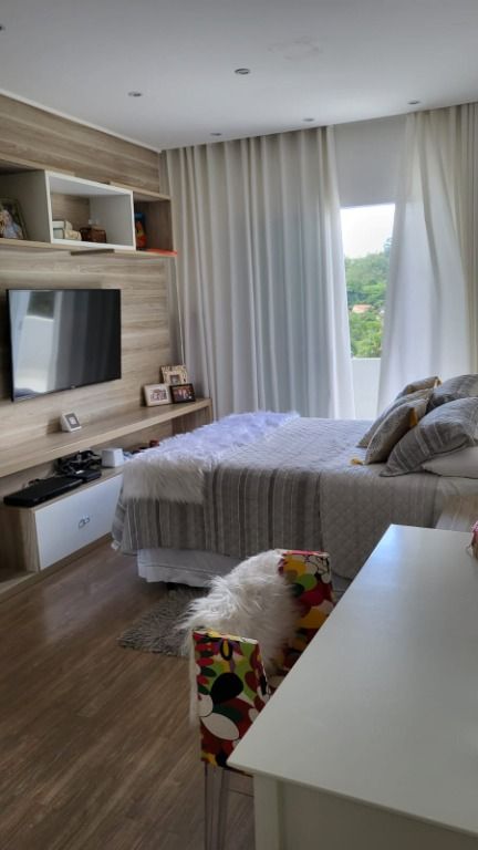 Casa de Condomínio à venda com 3 quartos, 232m² - Foto 12