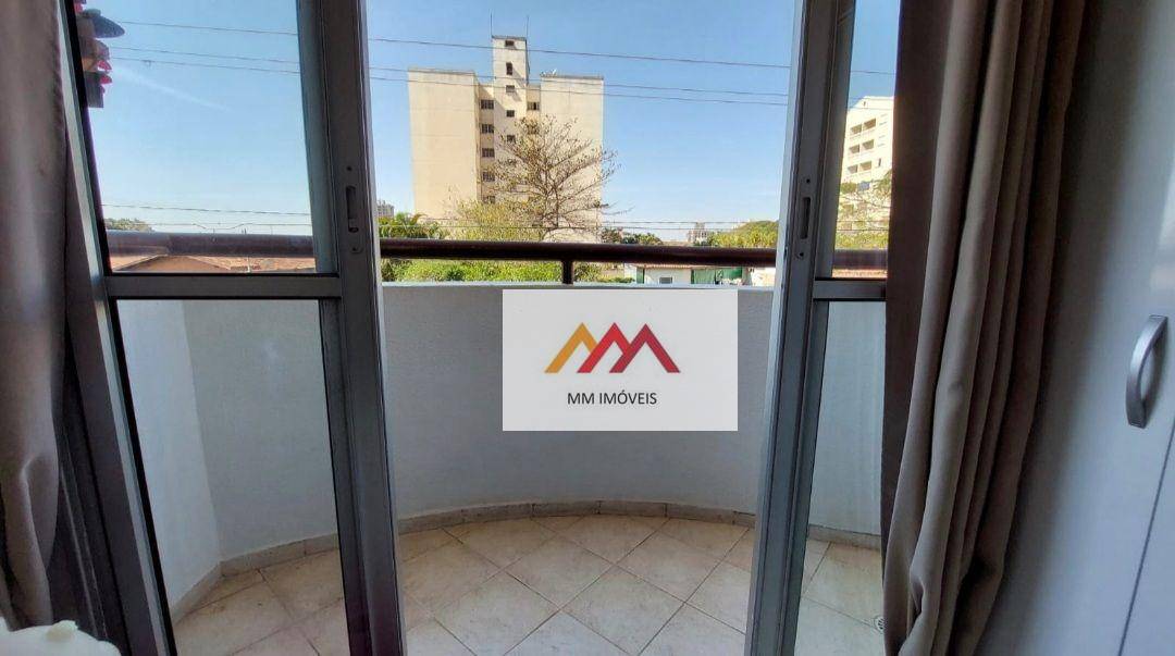 Apartamento à venda com 3 quartos, 69m² - Foto 12