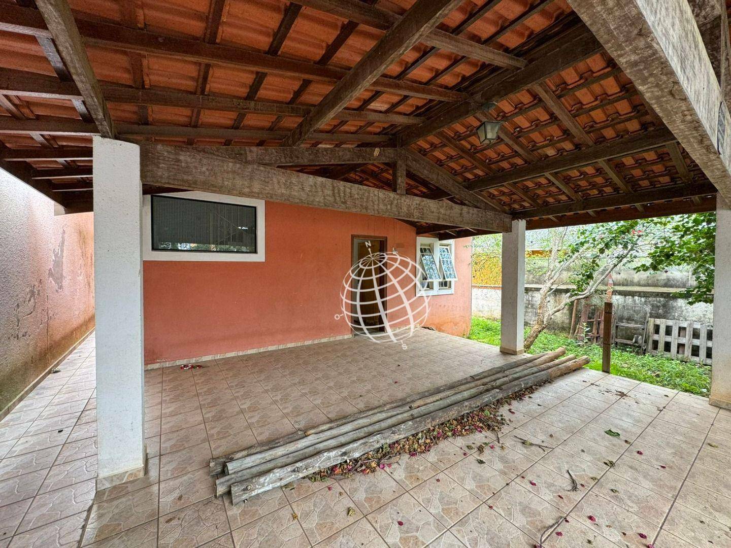 Casa à venda com 4 quartos, 149m² - Foto 1