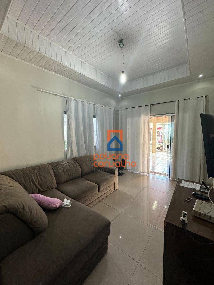 Casa à venda com 3 quartos, 250m² - Foto 1