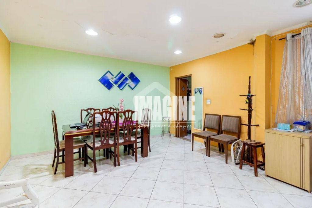 Sobrado à venda com 3 quartos, 300m² - Foto 4