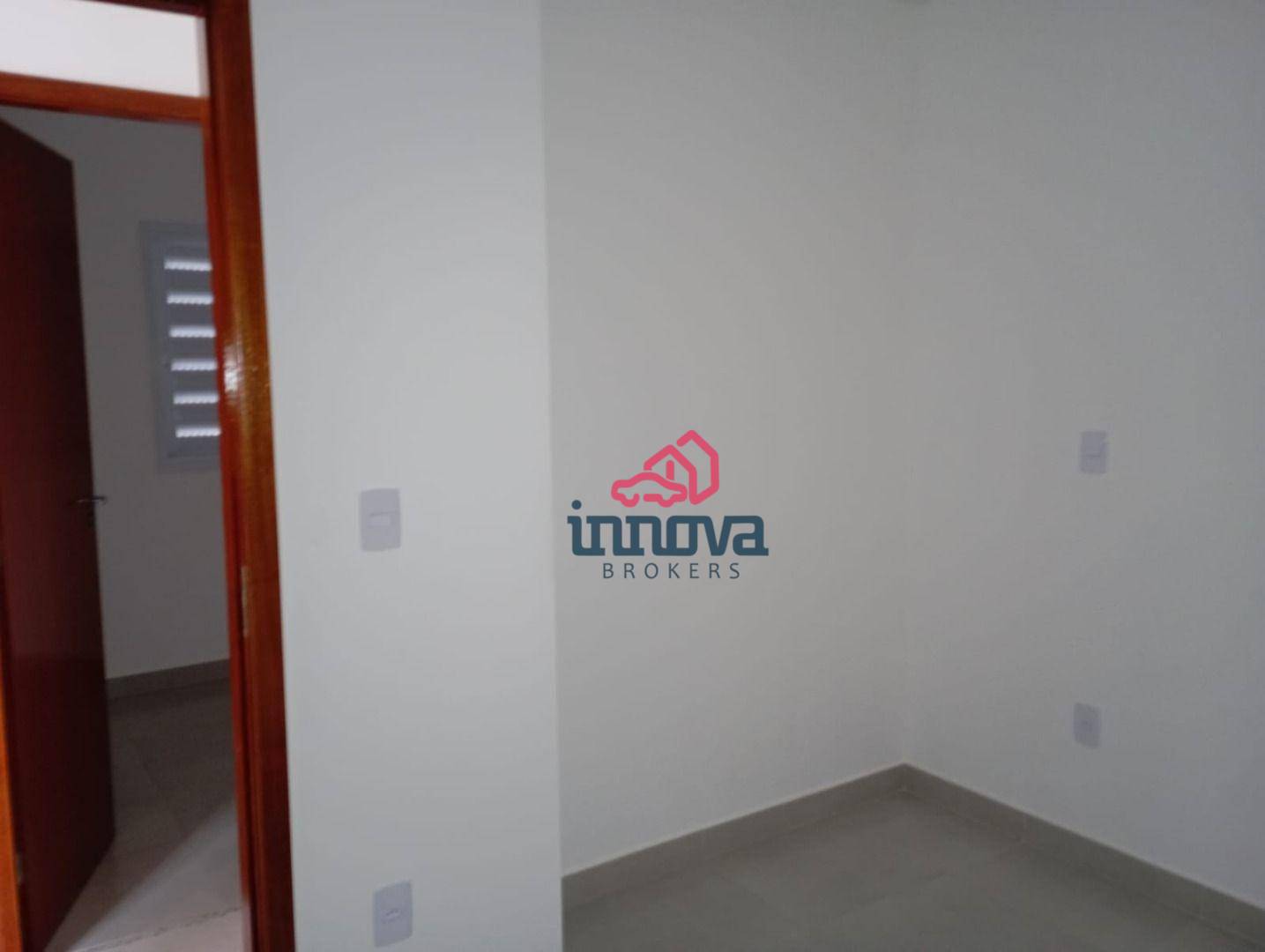 Apartamento à venda com 2 quartos, 40m² - Foto 11