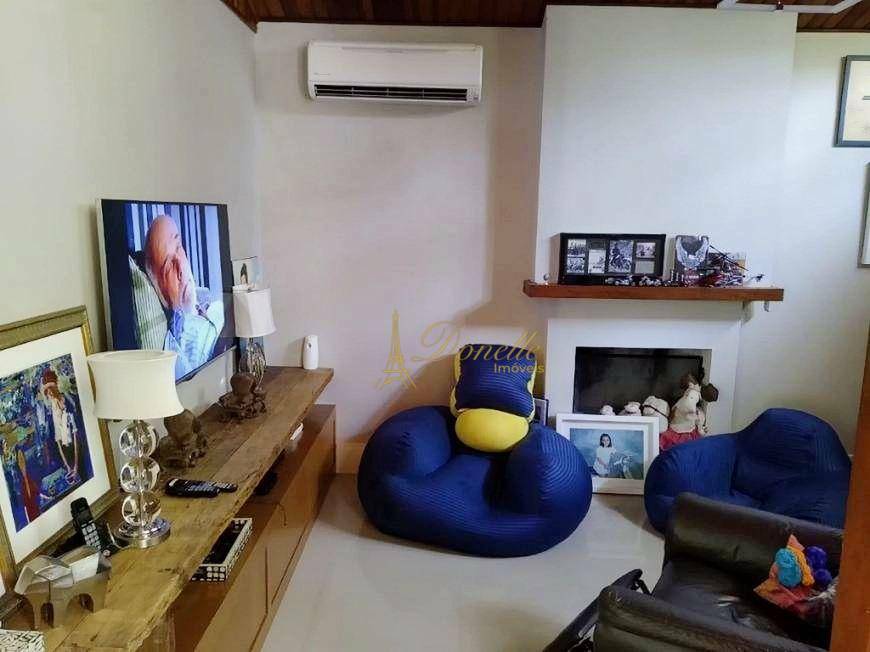 Casa de Condomínio à venda com 3 quartos, 220m² - Foto 62