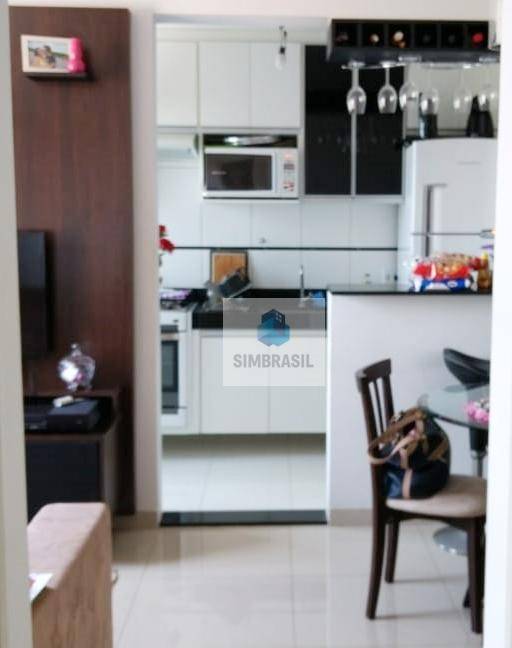 Apartamento à venda com 2 quartos, 48m² - Foto 2