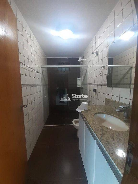 Chácara à venda com 6 quartos, 600m² - Foto 47