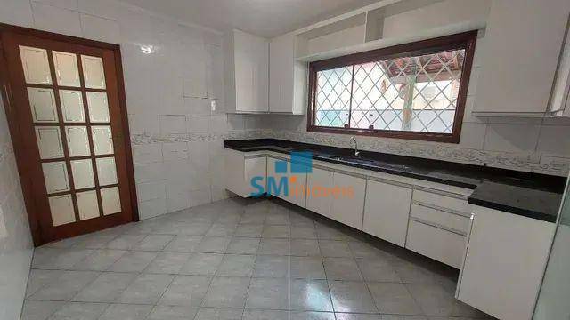 Sobrado à venda com 3 quartos, 200m² - Foto 14