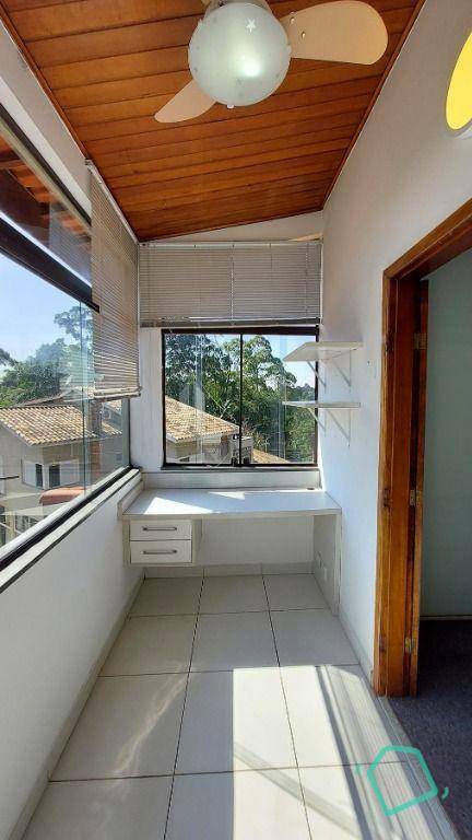 Casa de Condomínio para alugar com 2 quartos, 171m² - Foto 26