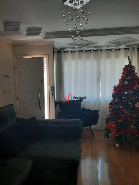 Casa à venda e aluguel com 3 quartos, 180m² - Foto 2