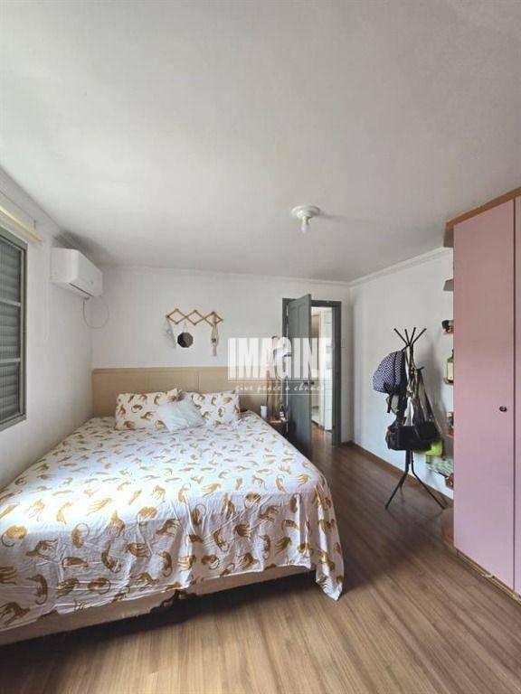 Casa à venda com 2 quartos, 175m² - Foto 4