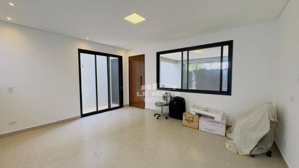 Casa à venda com 3 quartos, 235m² - Foto 6