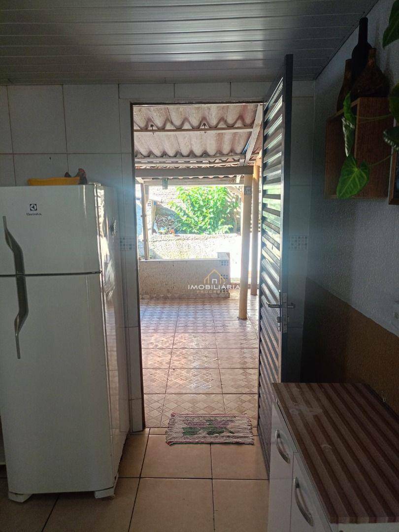 Casa à venda com 2 quartos, 75m² - Foto 21