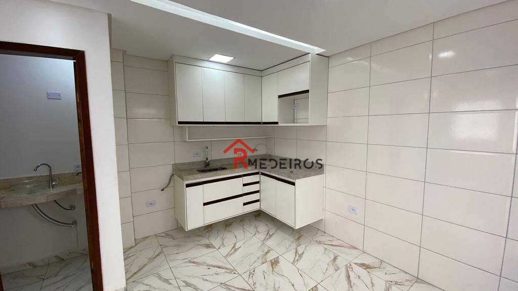 Sobrado à venda com 2 quartos, 55m² - Foto 4