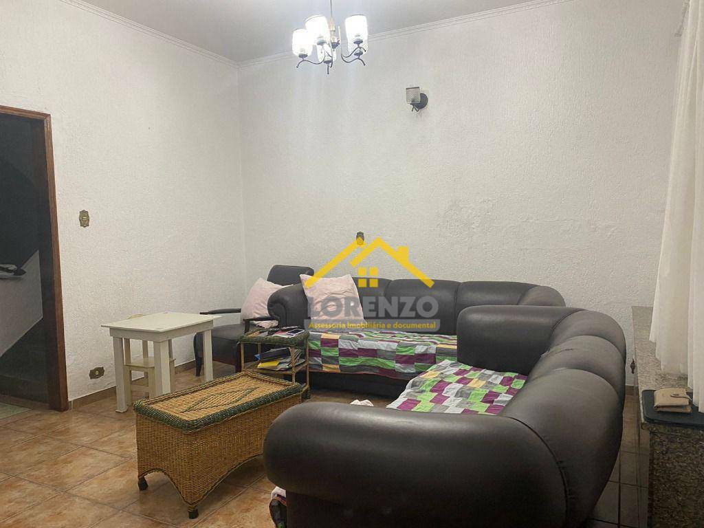 Sobrado à venda com 3 quartos, 217m² - Foto 3