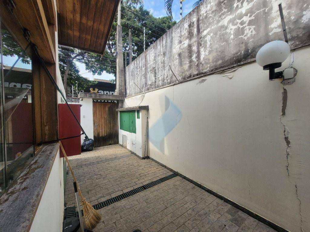 Casa à venda com 5 quartos, 609m² - Foto 11