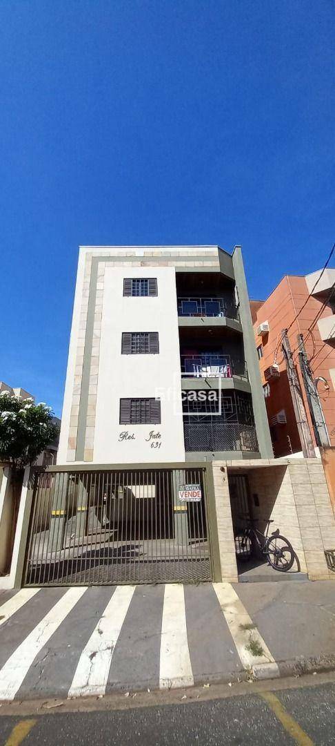 Apartamento à venda com 2 quartos, 60m² - Foto 1