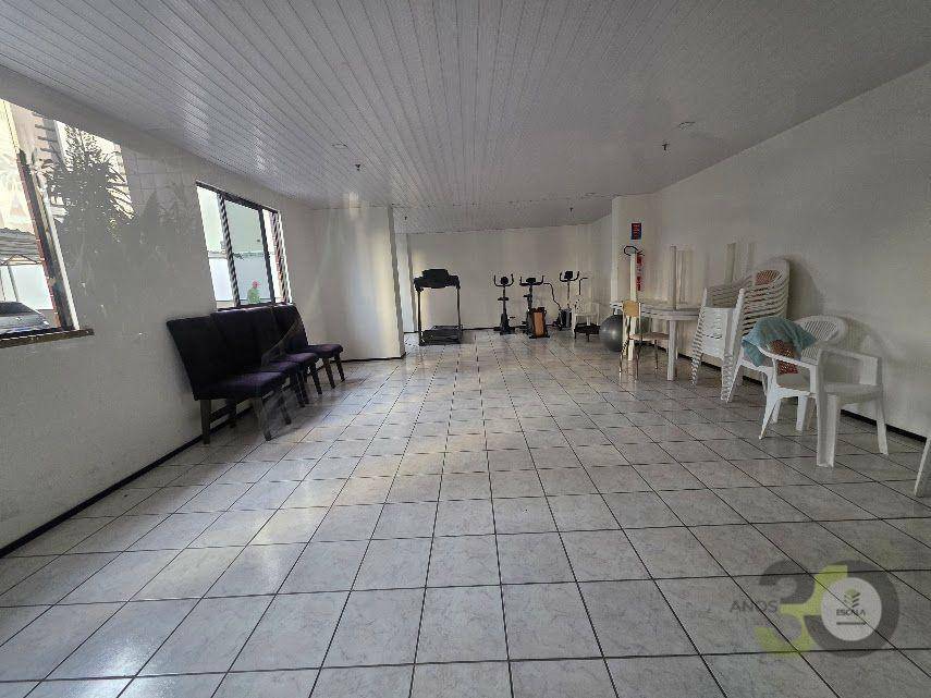 Apartamento à venda com 2 quartos, 67m² - Foto 26