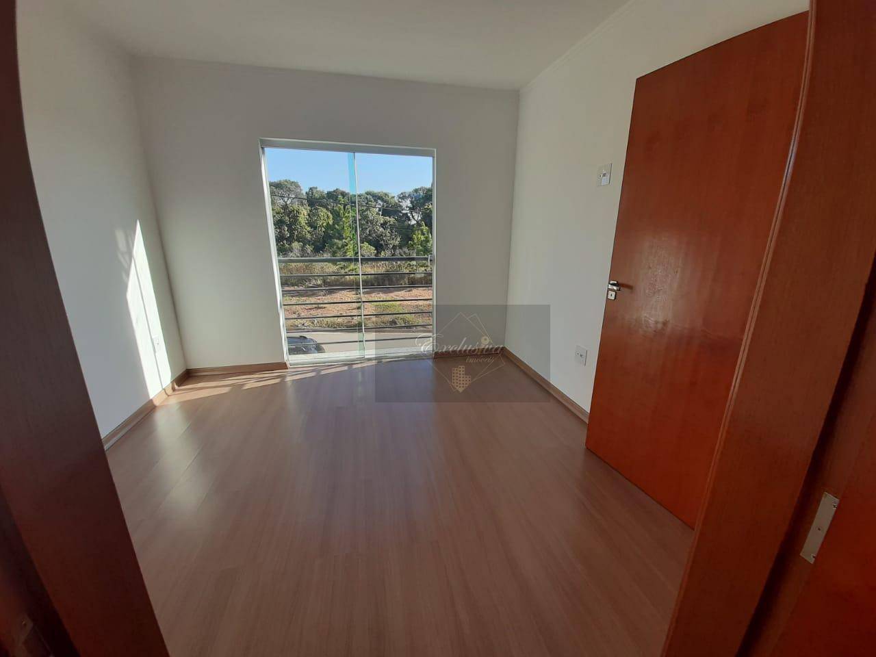 Apartamento à venda com 2 quartos, 70m² - Foto 6