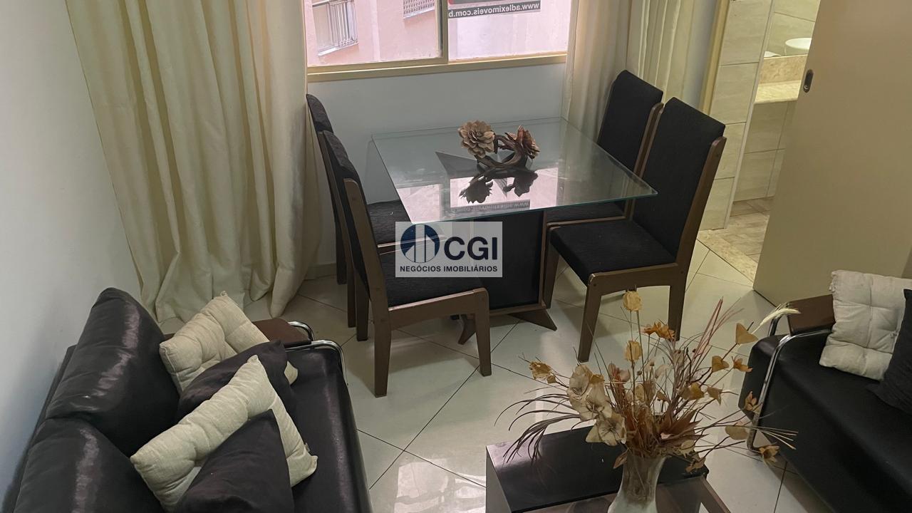 Apartamento à venda com 2 quartos, 70m² - Foto 4