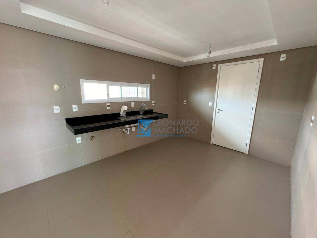 Apartamento à venda com 4 quartos, 230m² - Foto 24