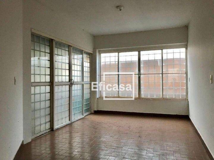 Casa à venda com 3 quartos, 195m² - Foto 4